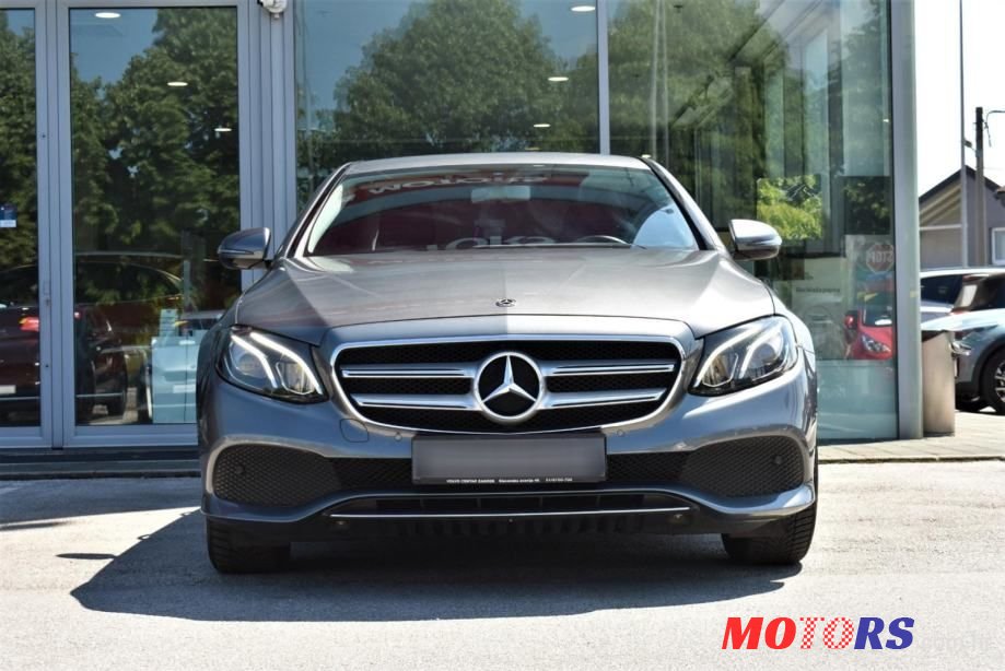 2020' Mercedes-Benz E-Klasa photo #1