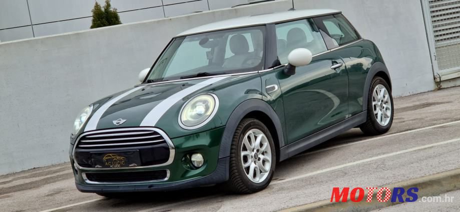 2014' MINI Cooper photo #4