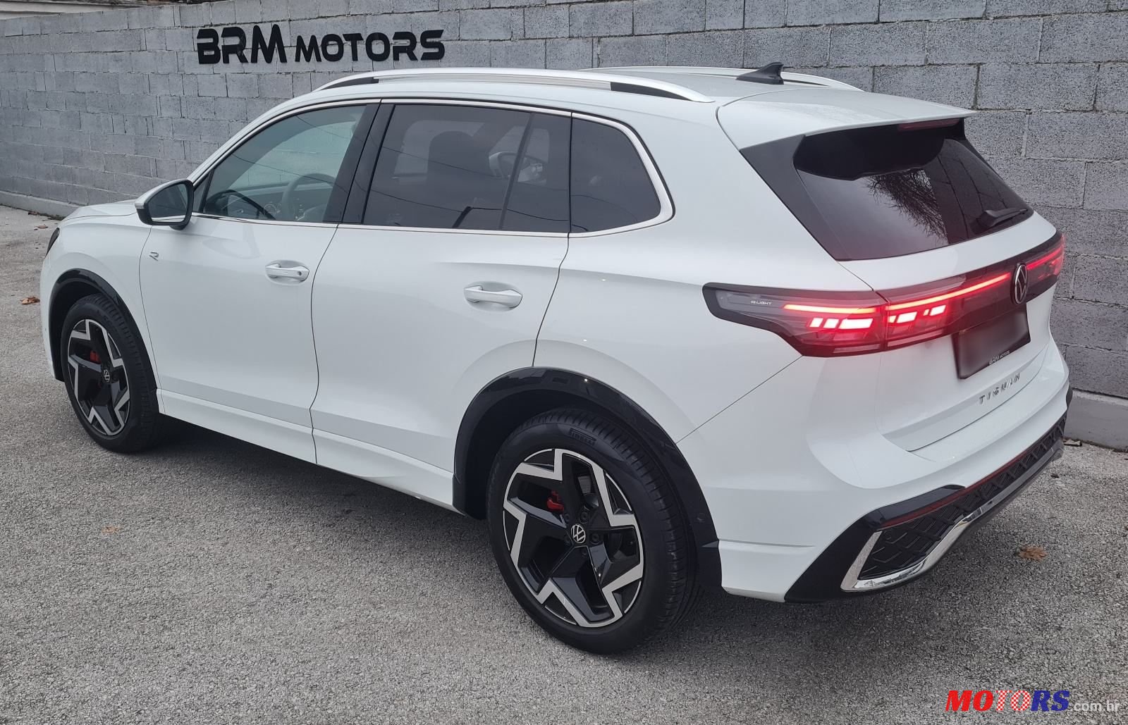 2024' Volkswagen Tiguan 2,0 photo #6