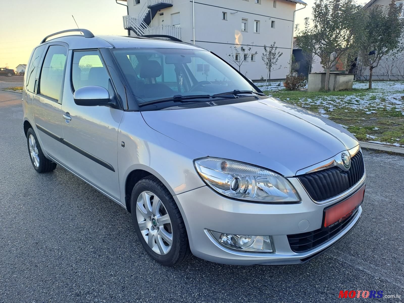 2010' Skoda Roomster 1,6 Tdi photo #4