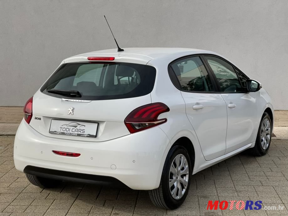 2017' Peugeot 208 1,6 Bluehdi photo #6