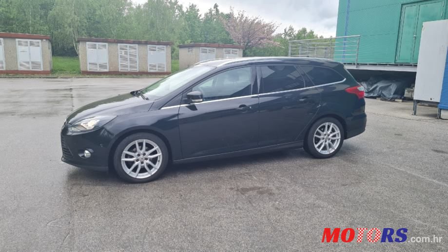 2013' Ford Focus Karavan photo #1