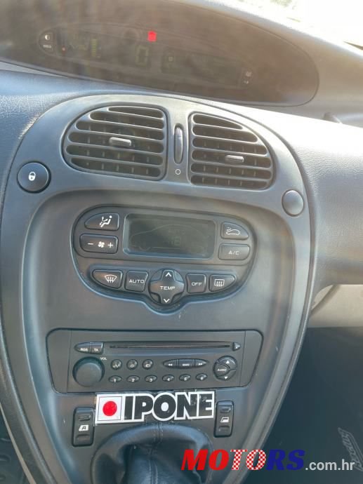 2002' Citroen Xsara Picasso 1,6 I photo #5