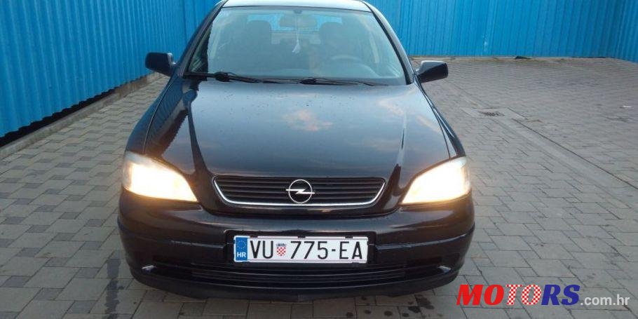 2003' Opel Astra 2,0 photo #1