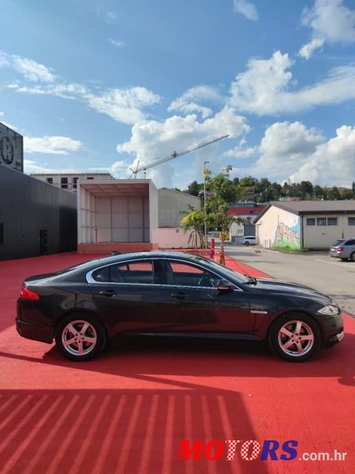 2015' Jaguar XF 2,2 D photo #4