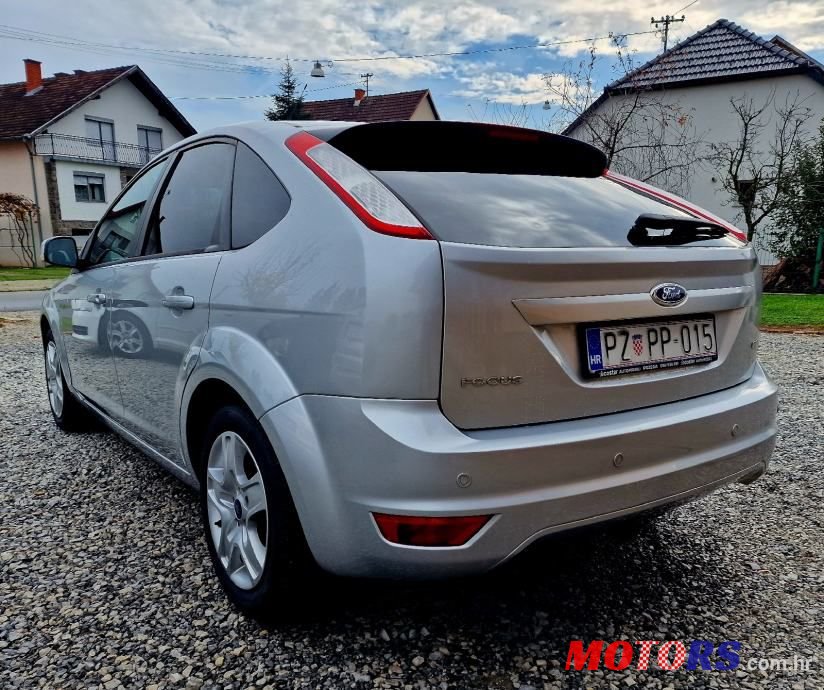 2010' Ford Focus 1,6 photo #3