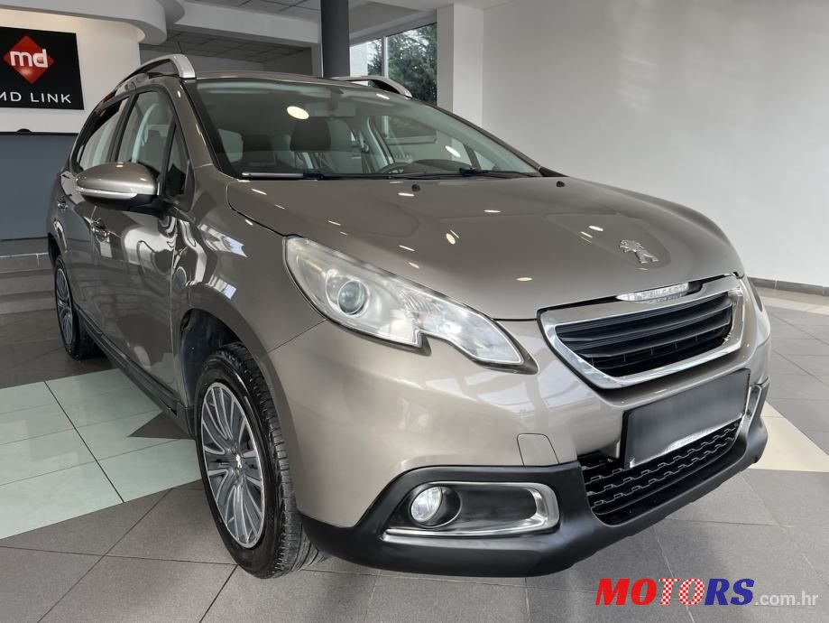 2014' Peugeot 2008 1,2 Vti photo #3