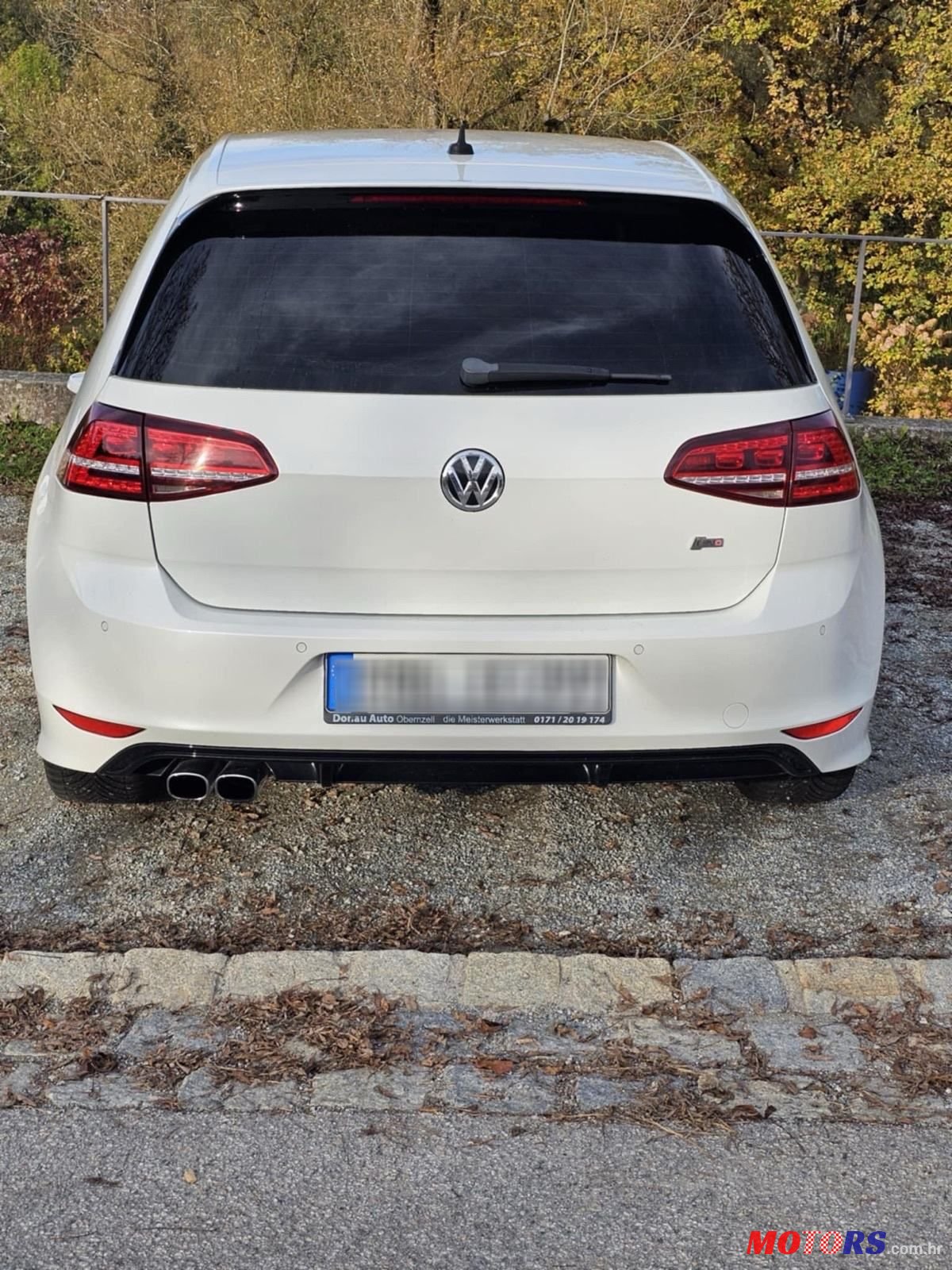 2013' Volkswagen Golf VII Golf R photo #6