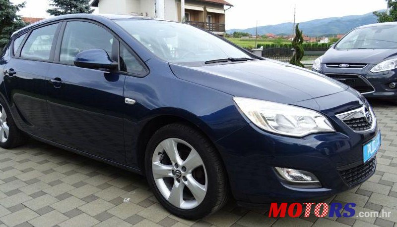 2012' Opel Astra 1,3 Cdti Sport photo #1