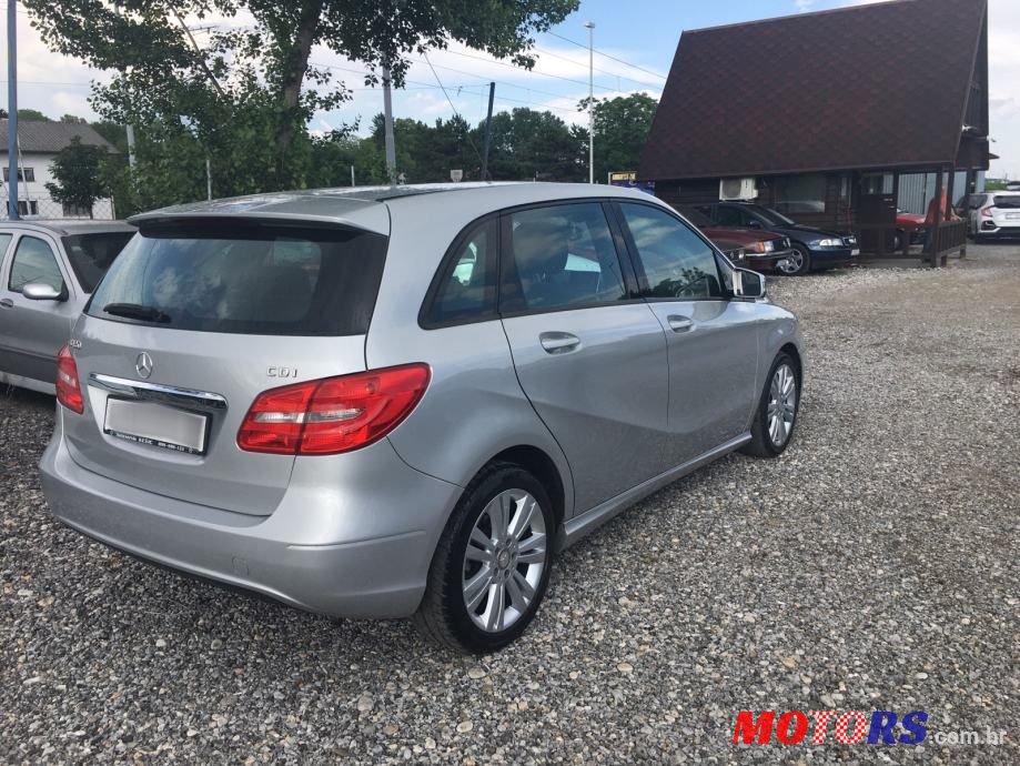 2013' Mercedes-Benz B-Klasa 180 Cdi photo #4