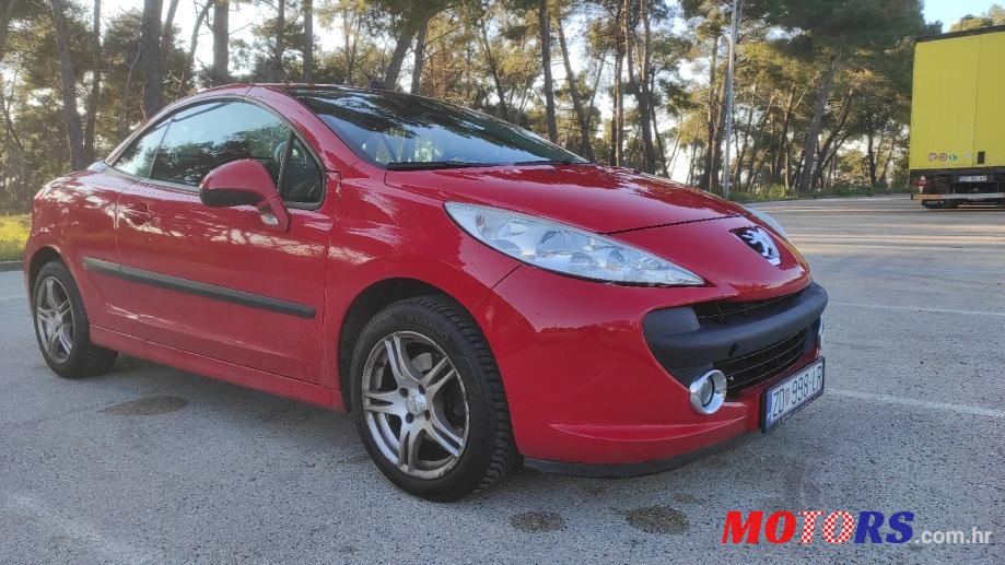 2007' Peugeot 207 photo #5