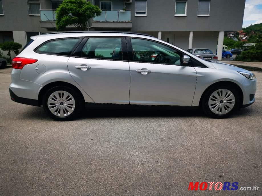 2015' Ford Focus Karavan photo #6
