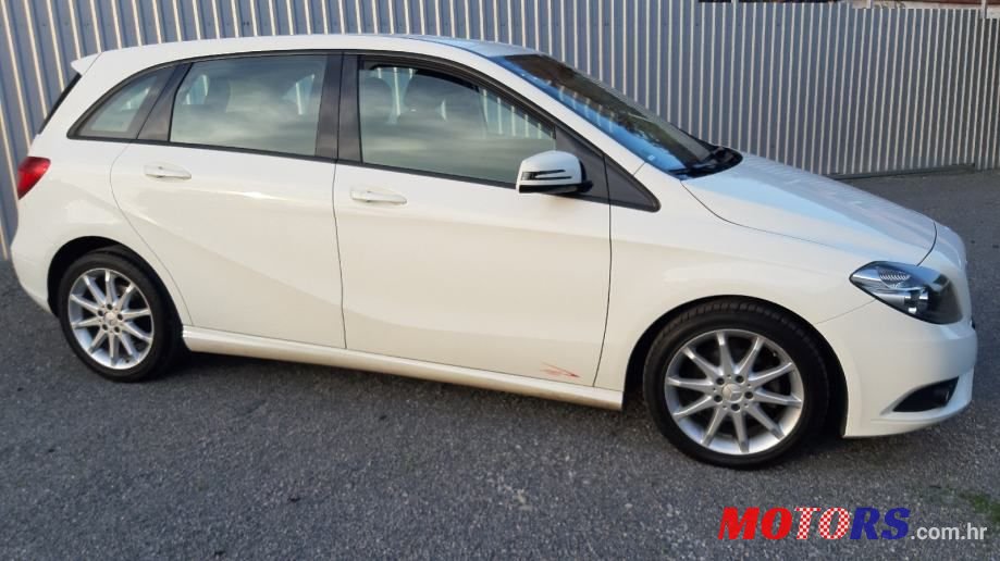 2013' Mercedes-Benz B-Klasa 180 Cdi photo #6