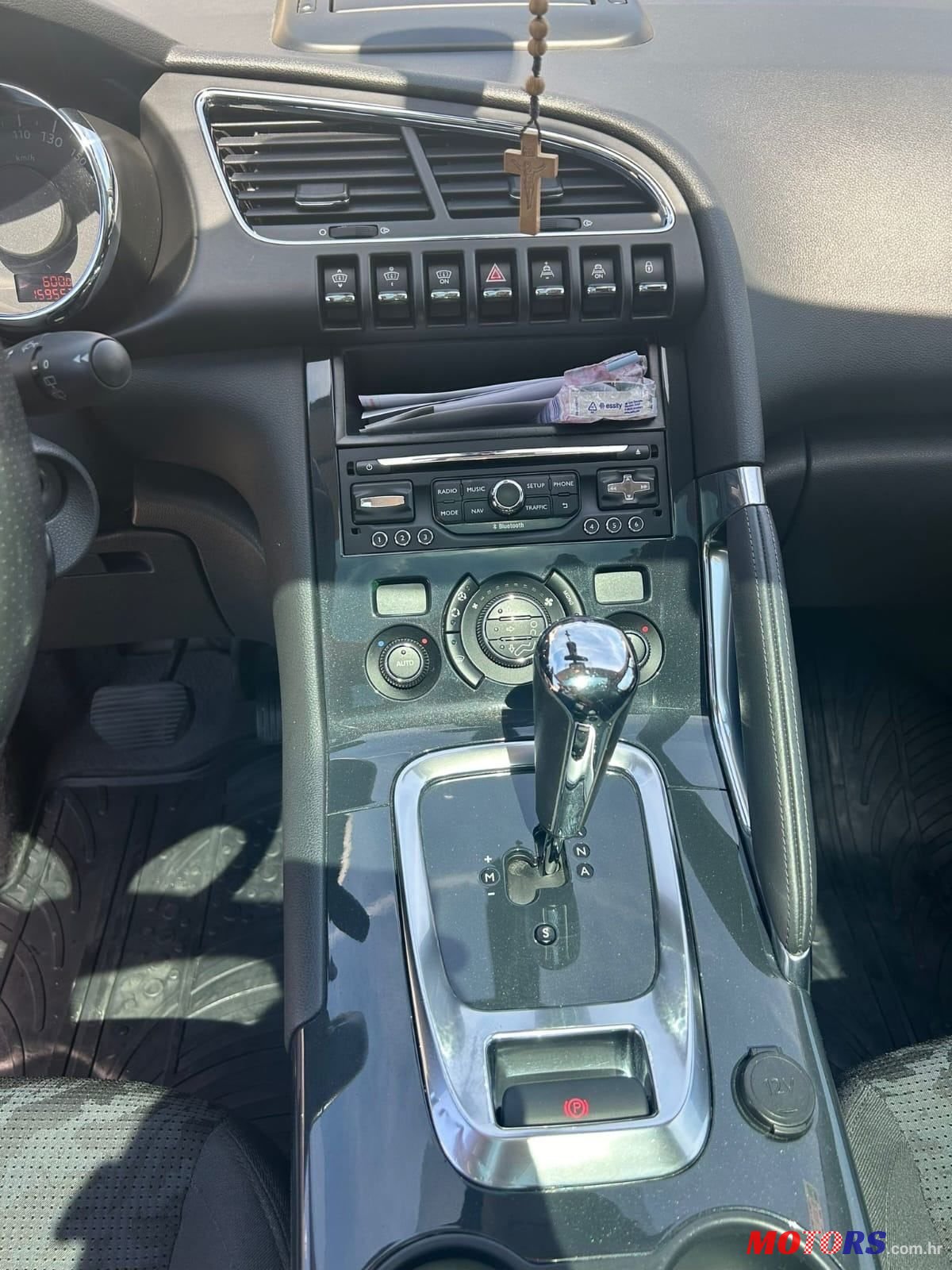 2014' Peugeot 3008 1,6 Hdi photo #4