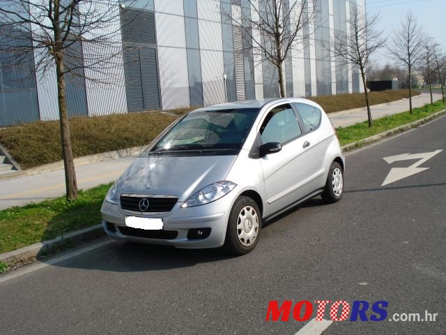 2005' Mercedes-Benz A 160 CDI photo #3