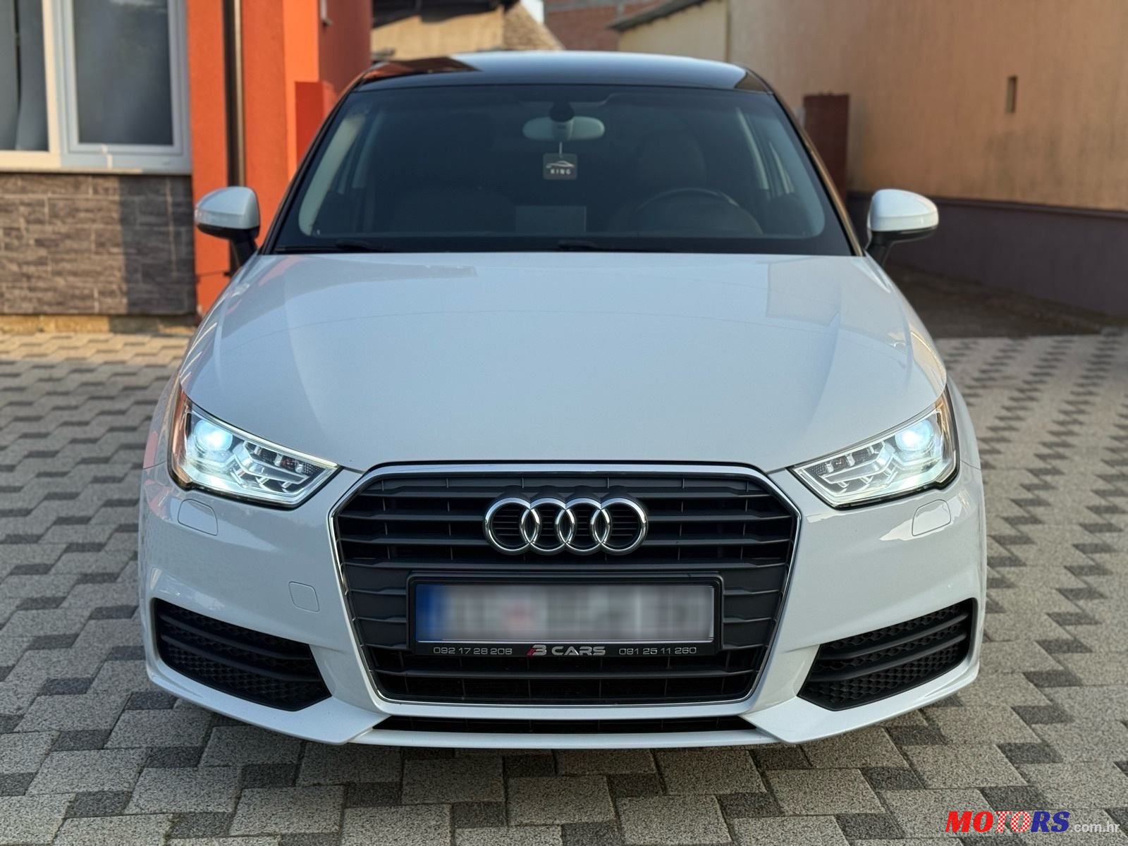 2015' Audi A1 1,4 Tdi photo #2