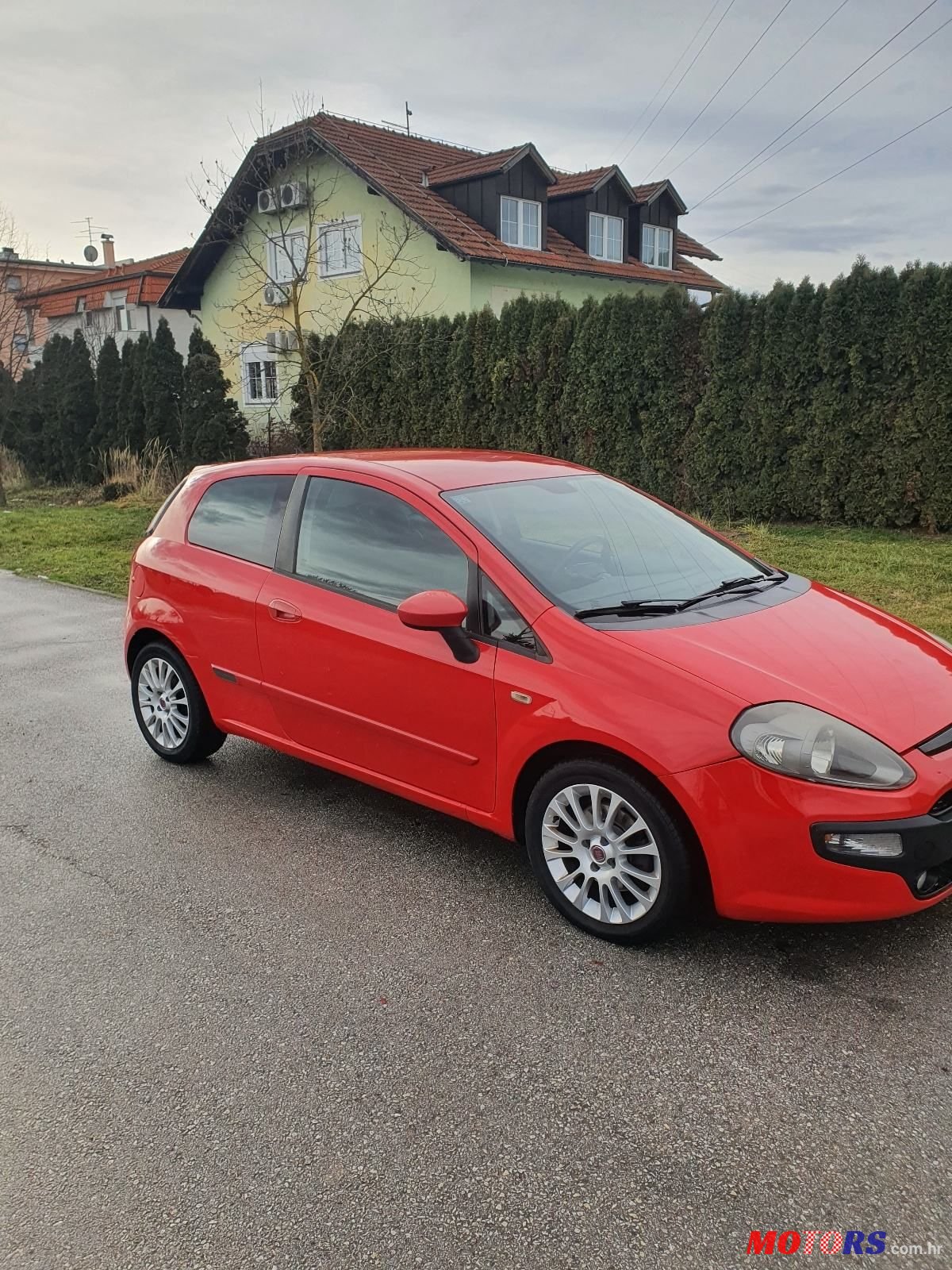 2010' Fiat Punto Evo 1,3 Multijet 16V photo #2