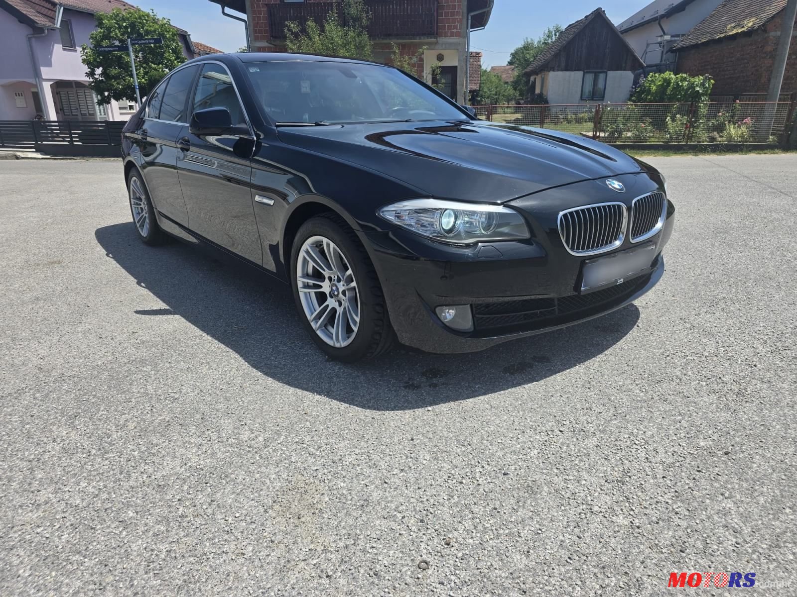 2013' BMW Serija 5 520D photo #3