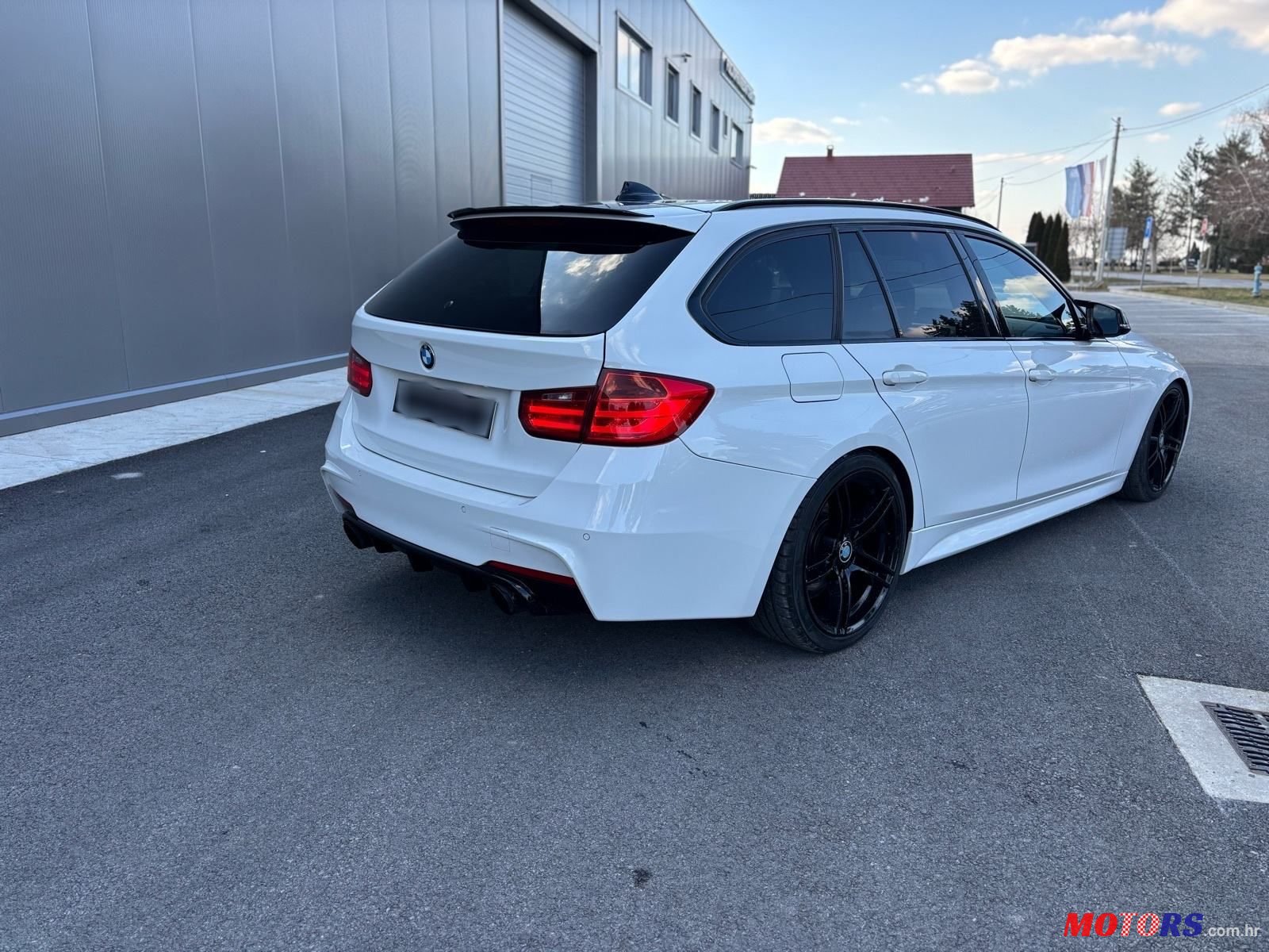 2015' BMW Serija 3 320D photo #5
