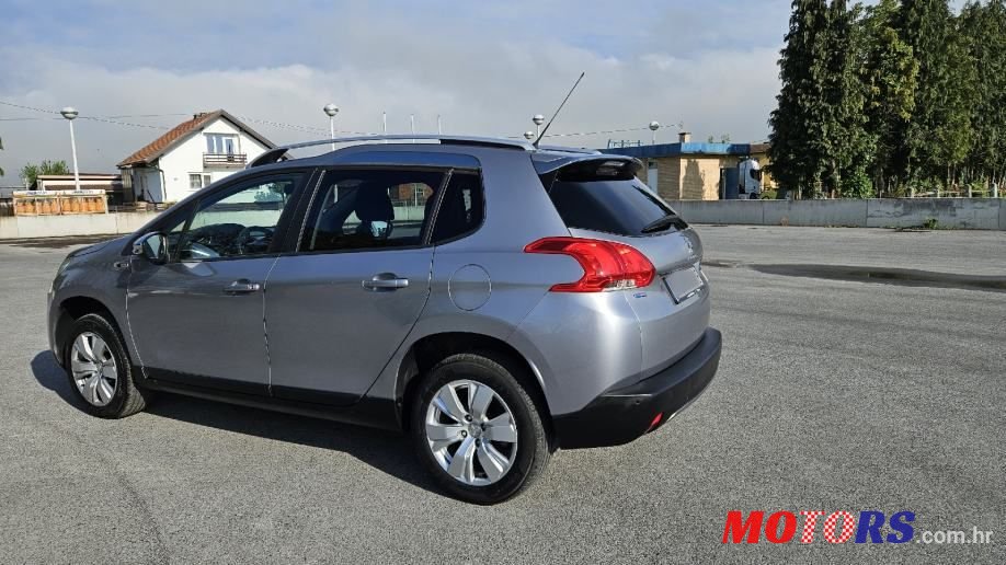 2016' Peugeot 2008 1,2 photo #6