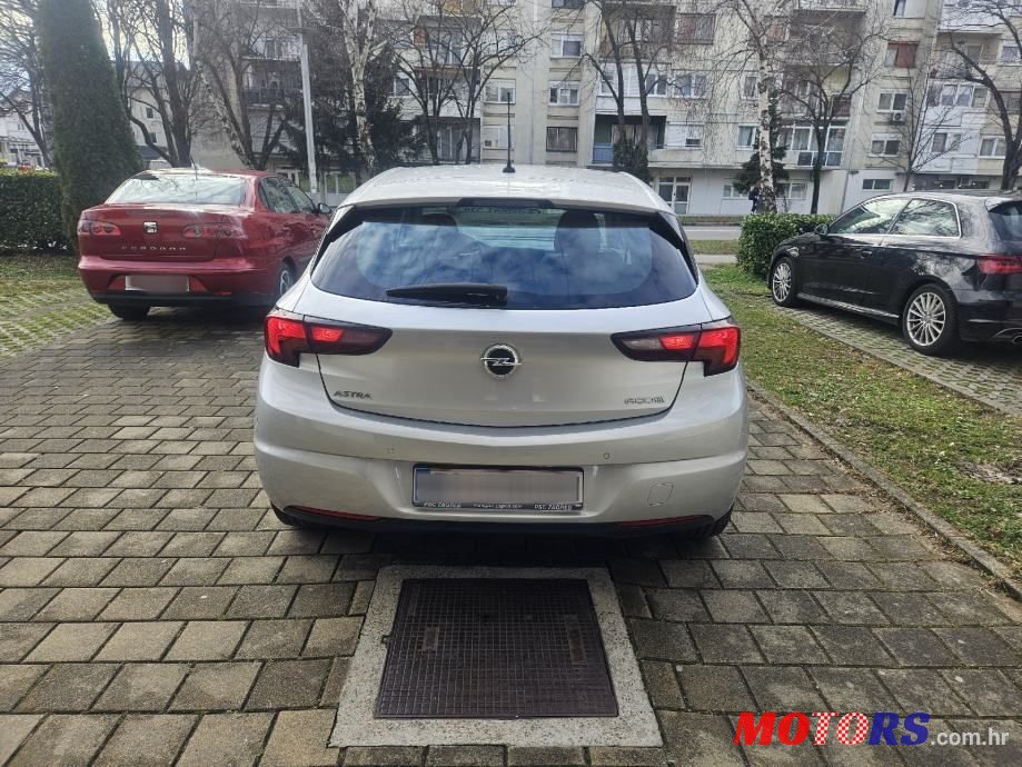 2017' Opel Astra 1,0 Turbo photo #3