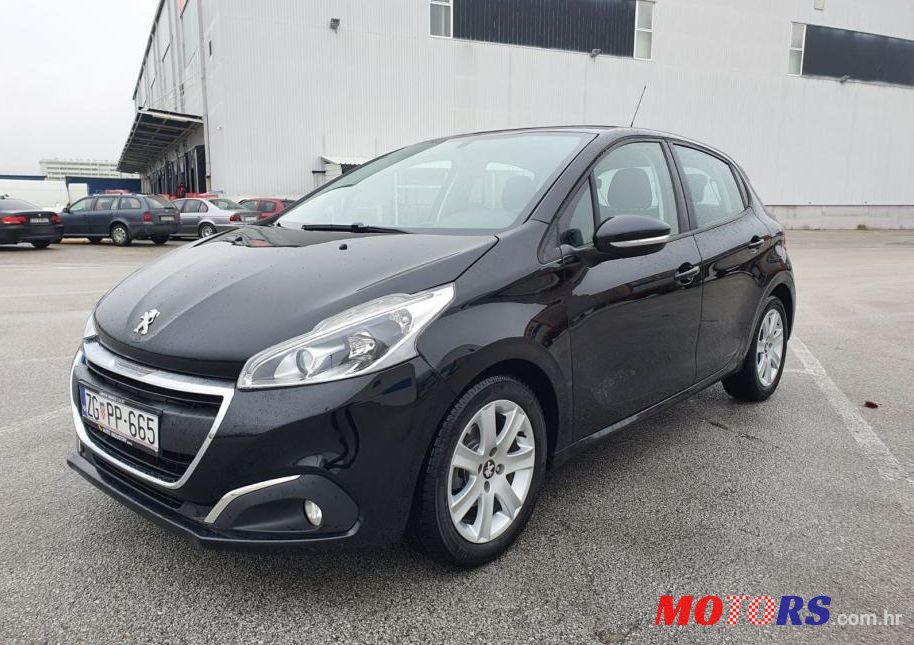 2017' Peugeot 208 1.6 Hdi photo #1