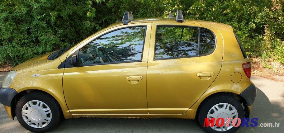 2000' Toyota Yaris 1,0 photo #1