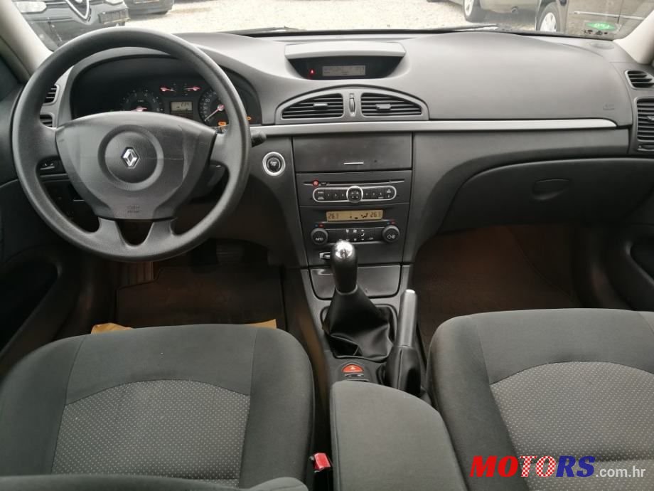 2005' Renault Laguna 1,6 16V photo #5