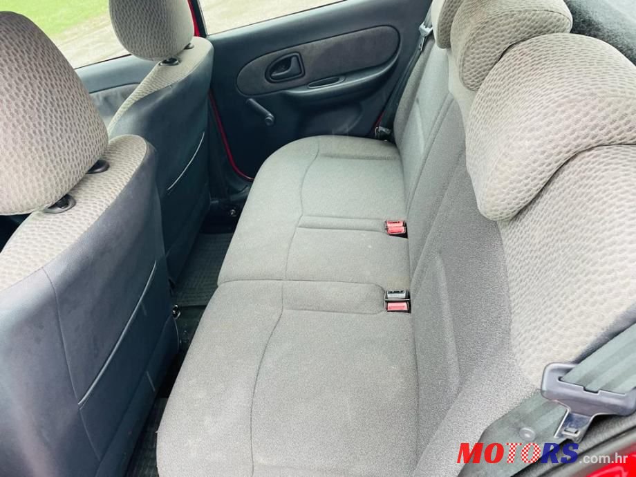 2006' Renault Clio 1,2 photo #4