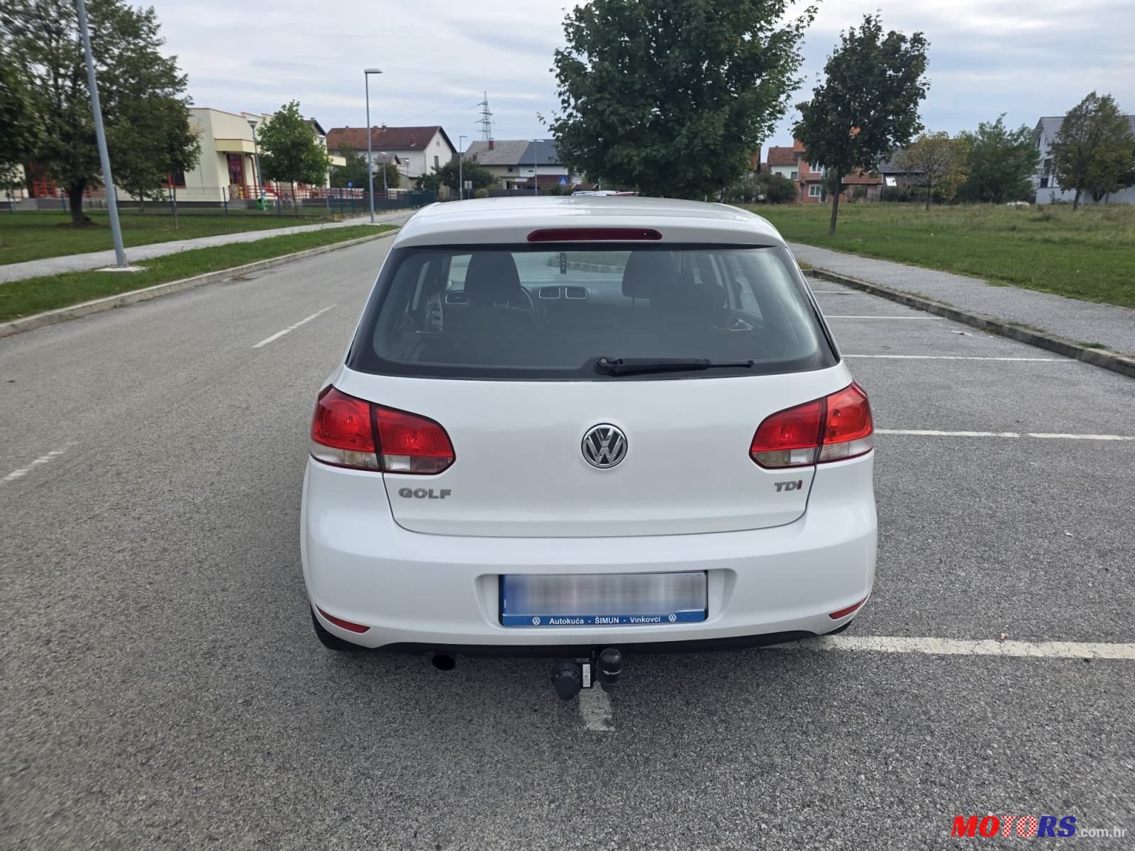 2011' Volkswagen Golf VI 1,6 Tdi photo #5