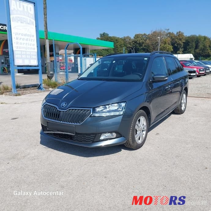 2020' Skoda Fabia Combi photo #3