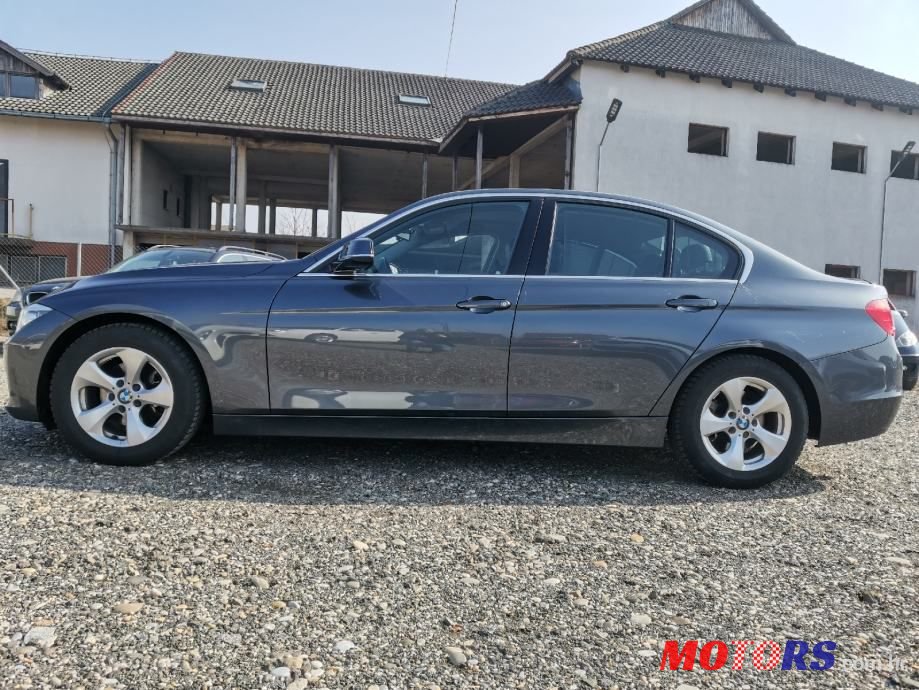 2013' BMW Serija 3 320D photo #4