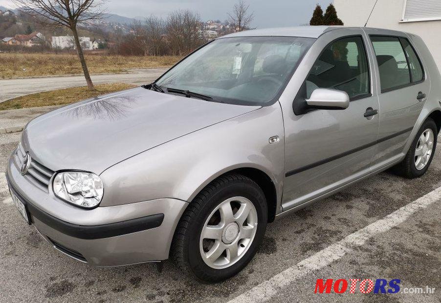 2003' Volkswagen Golf IV 1,9 Tdi photo #1