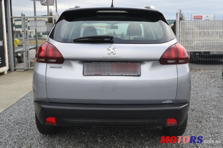 2018' Peugeot 2008 1,6 Bluehdi photo #5