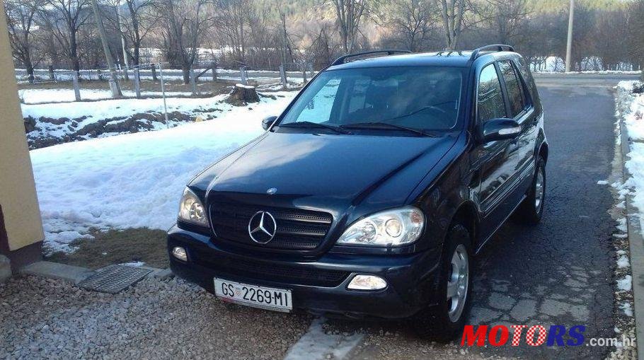 2003' Mercedes-Benz Ml 270 Cdi photo #2