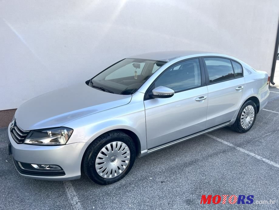 2012' Volkswagen Passat 1,6 Tdi photo #2