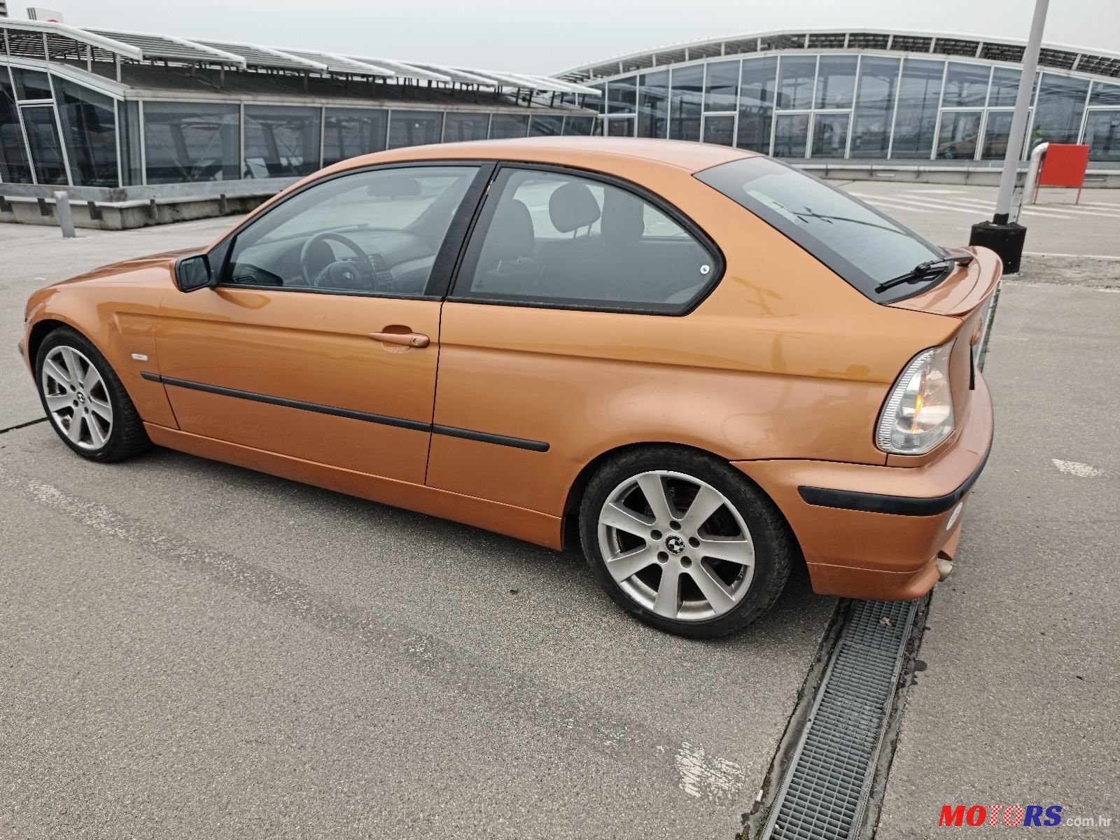 2002' BMW Serija 3 316Ti photo #3