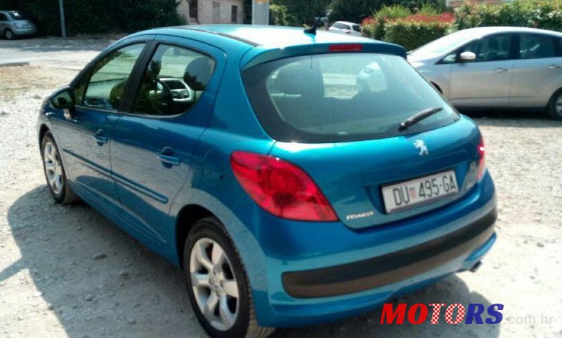 2009' Peugeot 207 Sport 1,6 16V Vti photo #5