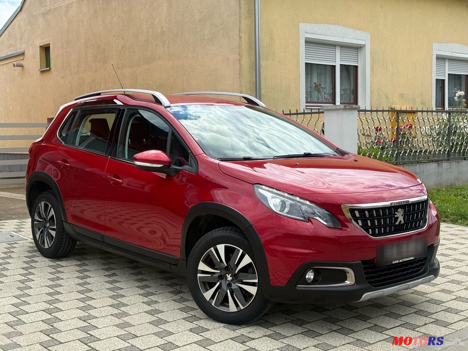 2016' Peugeot 2008 1,2 photo #3