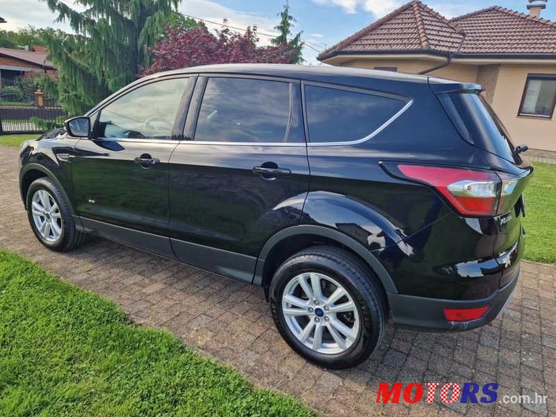 2017' Ford Kuga 2,0 Tdci photo #3