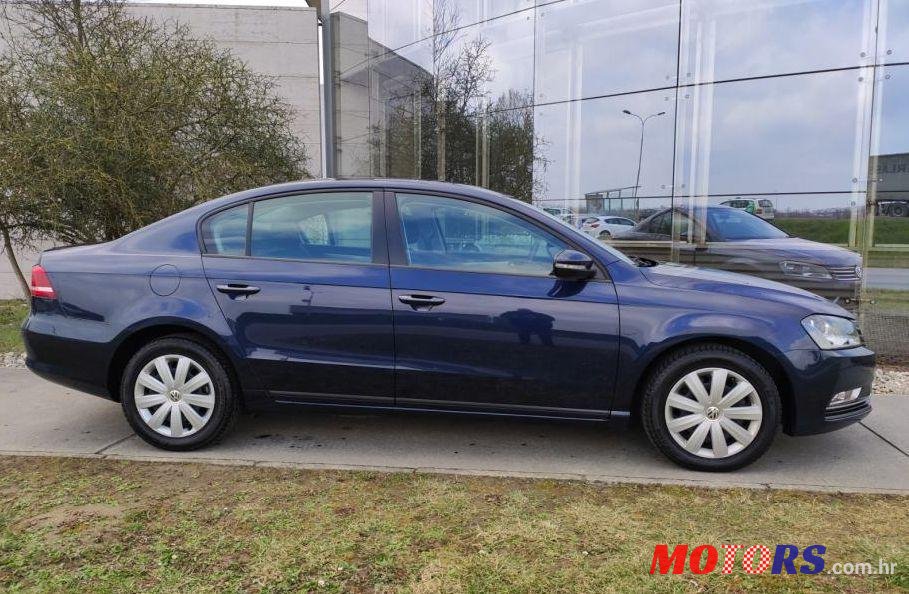 2012' Volkswagen Passat 2,0 Tdi Bmt photo #1