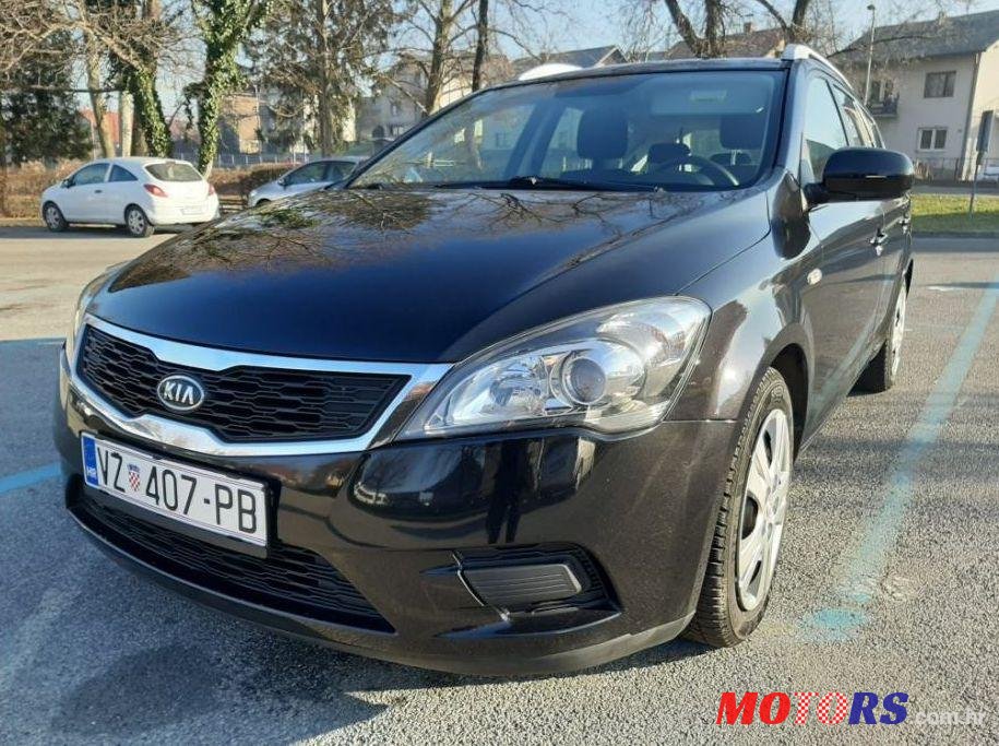 2011' Kia Ceed Sportswagon photo #1