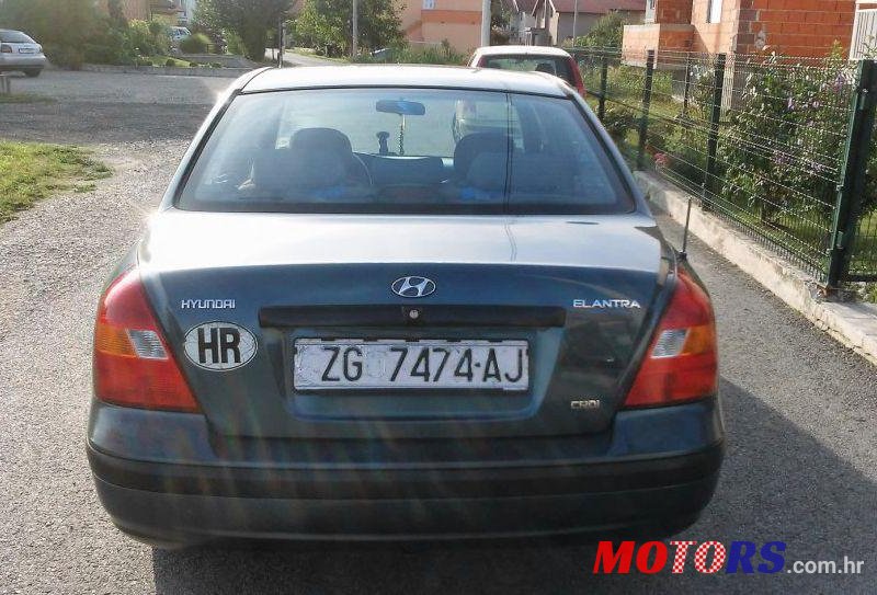 2002' Hyundai Elantra 2,0 Crdi photo #2