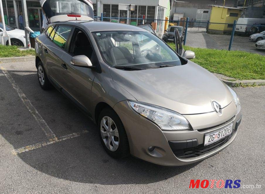 2011' Renault Megane Grandtour 1,5 Dci photo #1