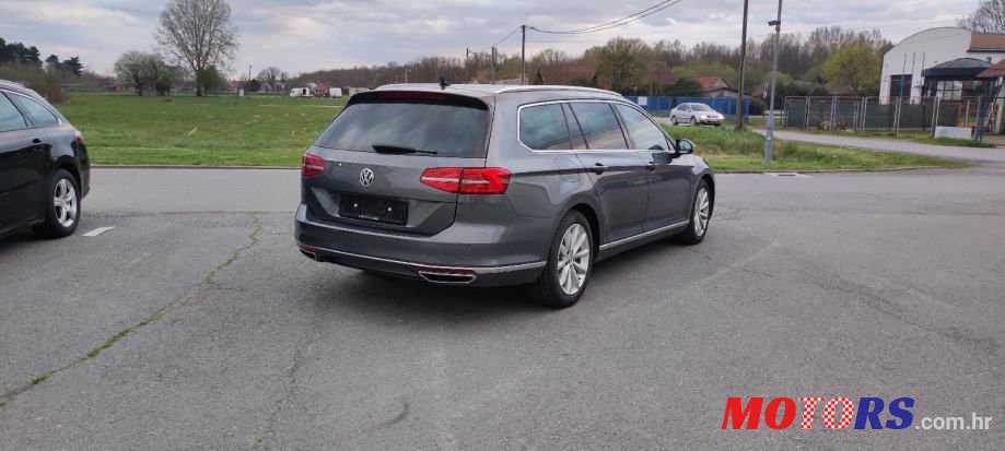2016' Volkswagen Passat Variant photo #6