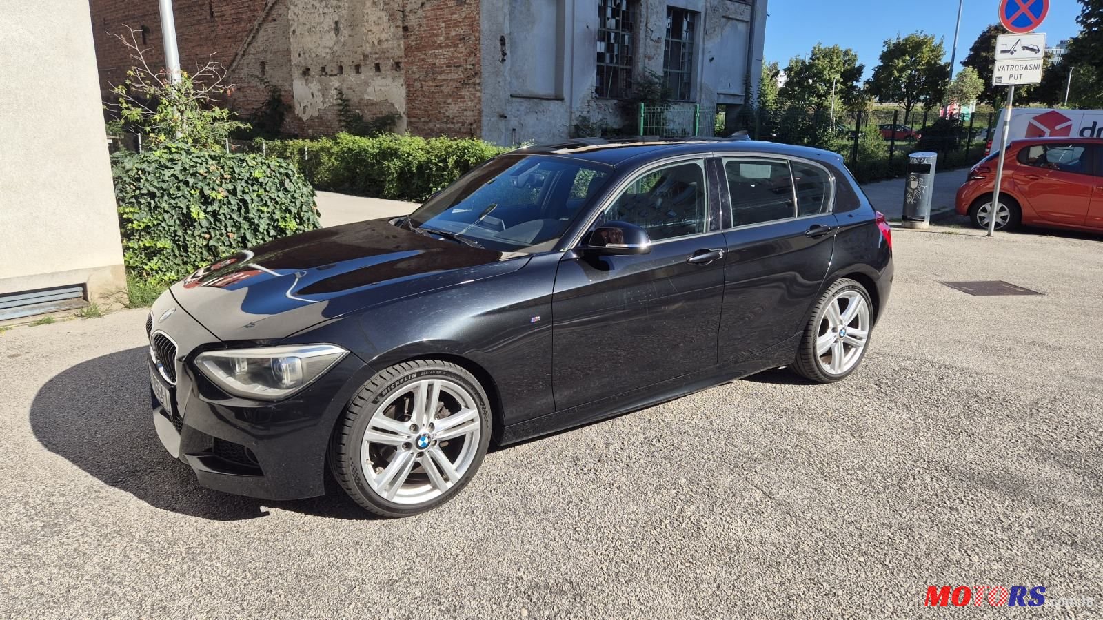 2015' BMW Serija 1 118D M Sport photo #1