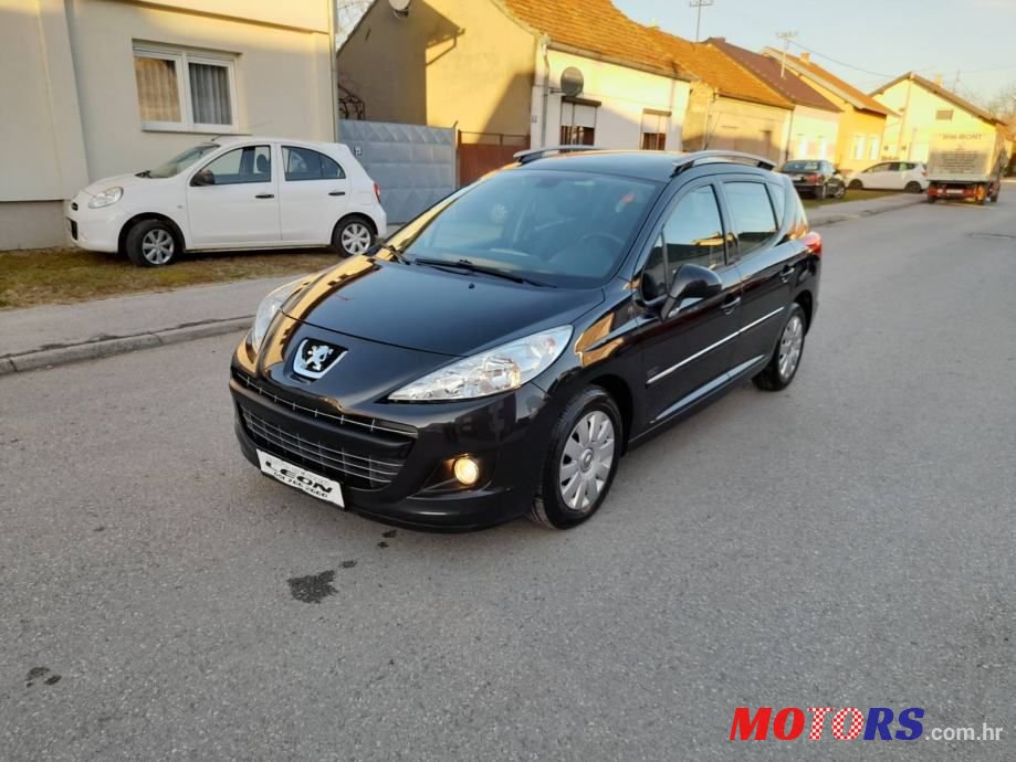 2012' Peugeot 207 Sw photo #1