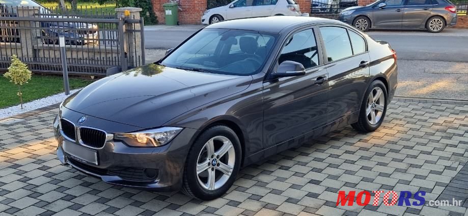 2012' BMW Serija 3 320D photo #1