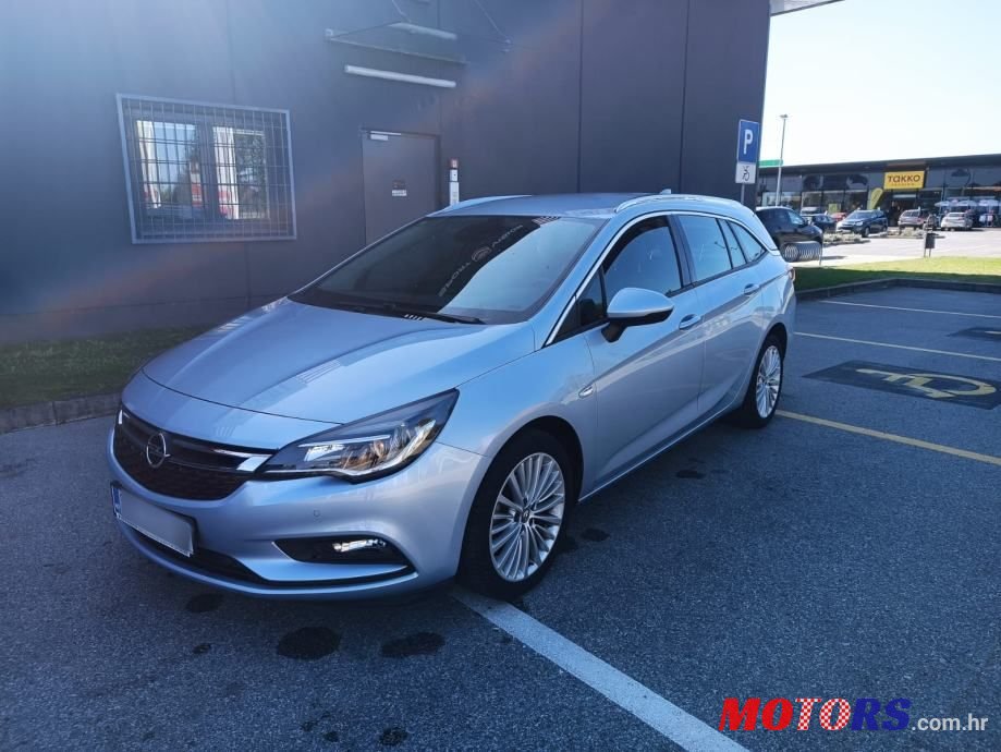 2018' Opel Astra Karavan photo #5