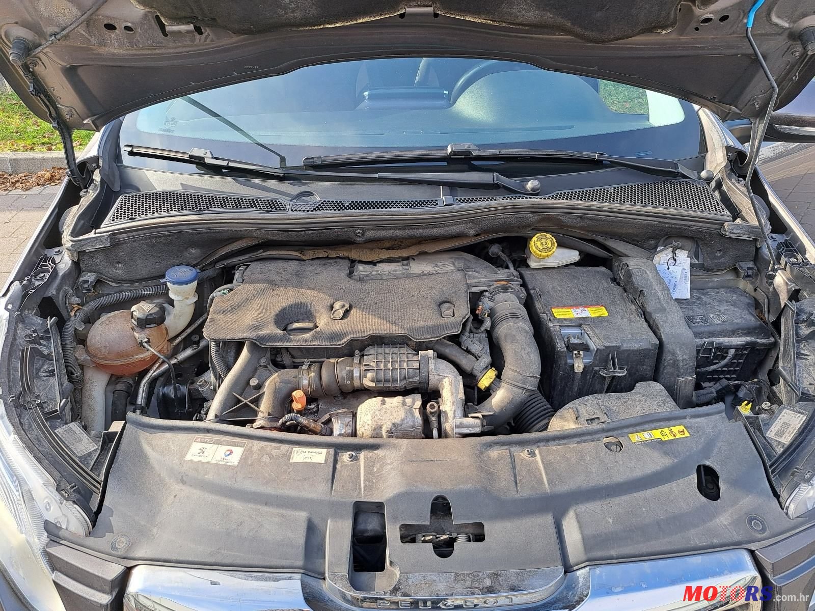 2014' Peugeot 2008 1,6 E-Hdi photo #4